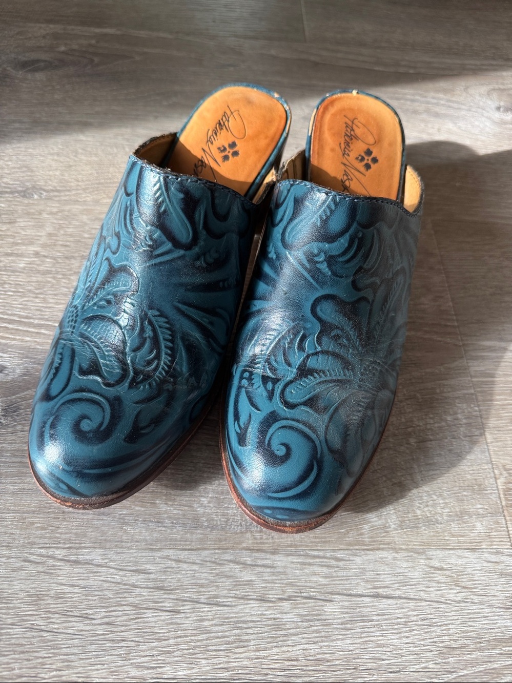 Myra Bag Turquoise Tooled Leather Slip-On Mules size 8.5